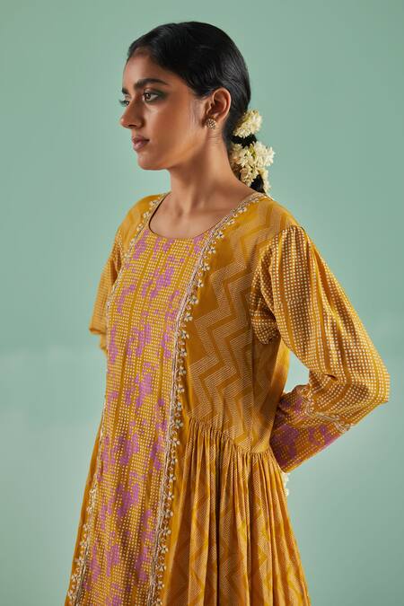 Surbhi Gupta Yellow Kurta Bamboo Silk Print Geometric A Line With Trouser at Aza Fashions Surbhi Gupta_Yellow Kurta Bamboo Silk Print Geometric A Line With Trouser _at_Aza_Fashions