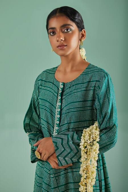 Buy Surbhi Gupta Green Kurta Bamboo Silk Print Geometric Round Neck Set Online at Aza Fashions Buy_Surbhi Gupta_Green Kurta Bamboo Silk Print Geometric Round Neck Set _Online_at_Aza_Fashions