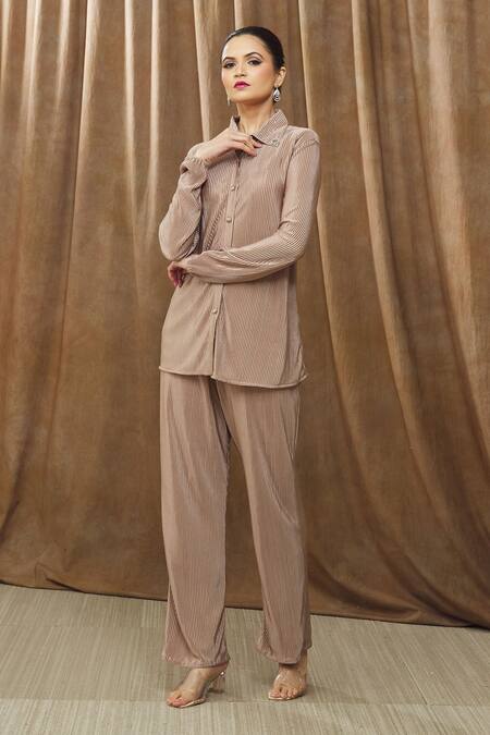 Buy Bump Loving Grey Satin, Polyester Crystals Collared Ara Maternity Shirt And Pant Co-ord Set Online at Aza Fashions Buy_Bump Loving_Grey Satin, Polyester Crystals Collared Ara Maternity Shirt And Pant Co-ord Set_Online_at_Aza_Fashions