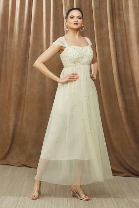 Shop Bump Loving Yellow Tulle, Polyester Pearls, Embroidery Sweetheart Daisy Maternity Gown Online at Aza Fashions Shop_Bump Loving_Yellow Tulle, Polyester Pearls, Embroidery Sweetheart Daisy Maternity Gown_Online_at_Aza_Fashions