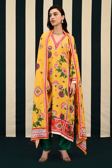 Shop Swati Vijaivargie Yellow Habutai Silk Jhumki Bloom Garden Print Kurta Pant Set Online at Aza Fashions Shop_Swati Vijaivargie_Yellow Habutai Silk Jhumki Bloom Garden Print Kurta Pant Set _Online_at_Aza_Fashions