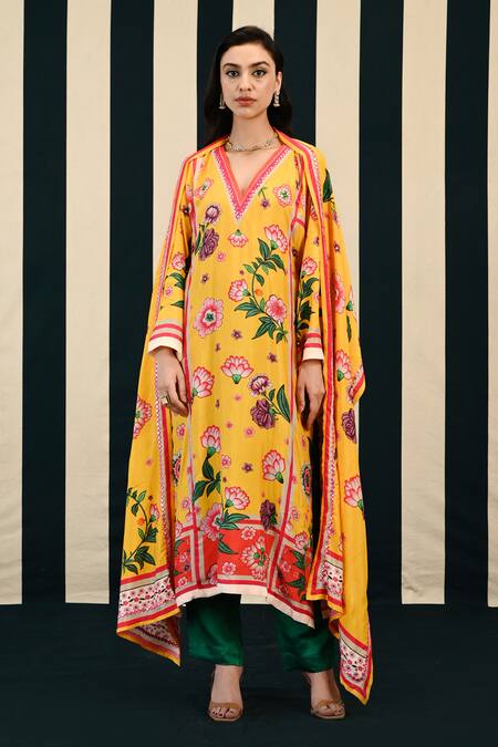 Buy Swati Vijaivargie Yellow Habutai Silk Jhumki Bloom Garden Print Kurta Pant Set Buy_Swati Vijaivargie_Yellow Habutai Silk Jhumki Bloom Garden Print Kurta Pant Set