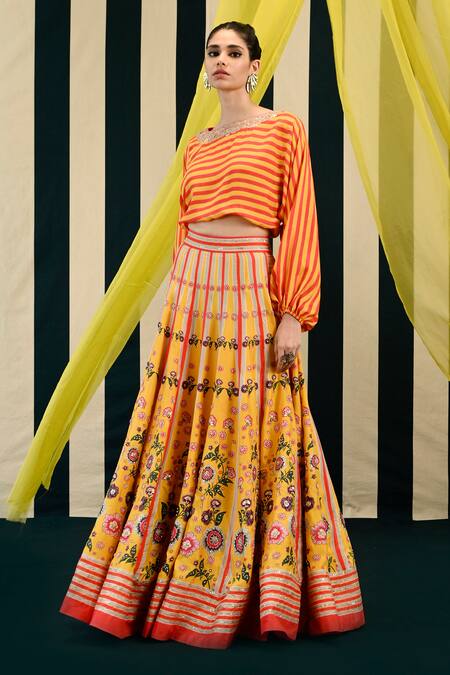 Swati Vijaivargie Yellow Silk Tarana Daffodil Bloom Print Embellished Lehenga With Crop Top at Aza Fashions Swati Vijaivargie_Yellow Silk Tarana Daffodil Bloom Print Embellished Lehenga With Crop Top _at_Aza_Fashions