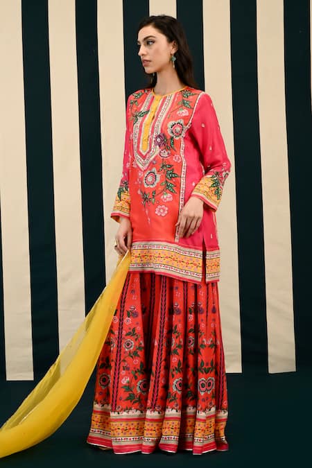 Shop Swati Vijaivargie Red Kurta And Sharara Silk Embroidery Laila Blossom Magic Print Set Online at Aza Fashions Shop_Swati Vijaivargie_Red Kurta And Sharara Silk Embroidery Laila Blossom Magic Print Set _Online_at_Aza_Fashions
