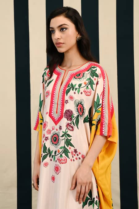 Swati Vijaivargie White Silk Mirrors, Embroidery V-neck Kavya Flowery Print Kaftan Online at Aza Fashions Swati Vijaivargie_White Silk Mirrors, Embroidery V-neck Kavya Flowery Print Kaftan _Online_at_Aza_Fashions