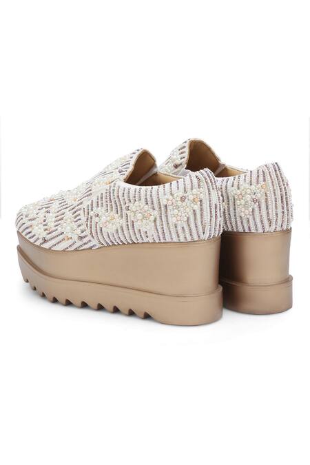 Anaar White Candy Clouds Embroidered Wedge Sneakers at Aza Fashions Anaar_White Candy Clouds Embroidered Wedge Sneakers _at_Aza_Fashions