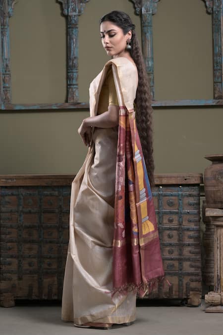 Shop Dusala Multi Color Gingham Chamunda Figurine Woven Saree With Running Blouse Online at Aza Fashions Shop_Dusala_Multi Color Gingham Chamunda Figurine Woven Saree With Running Blouse _Online_at_Aza_Fashions