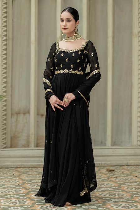 Shop Esha Koul Black Georgette, Organza, Linen Mirrors, Sequins, Anarkali With Dupatta Online at Aza Fashions Shop_Esha Koul_Black Georgette, Organza, Linen Mirrors, Sequins, Anarkali With Dupatta _Online_at_Aza_Fashions