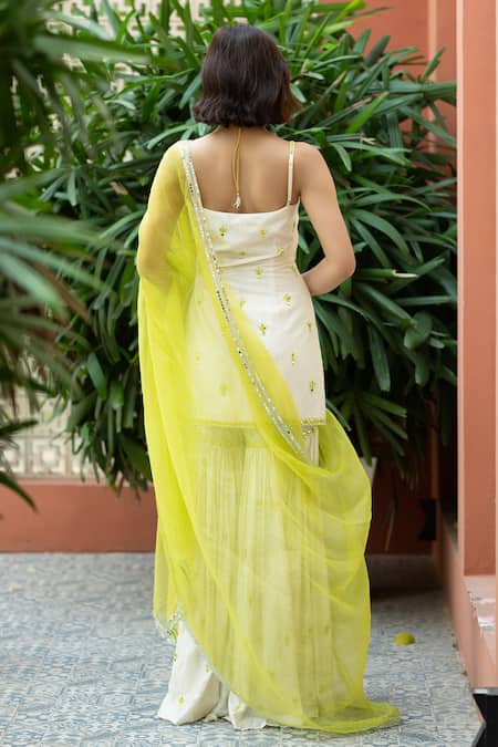 Shop Esha Koul Off White Chanderi, Organza, Linen Mirrors Round Embroidered Kurta Sharara Set at Aza Fashions Shop_Esha Koul_Off White Chanderi, Organza, Linen Mirrors Round Embroidered Kurta Sharara Set _at_Aza_Fashions