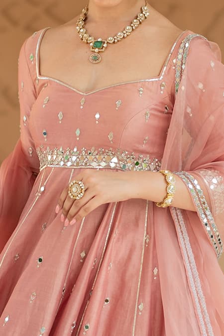 Esha Koul_Pink Organza, Chanderi Embroidery, Mirrors Sweetheart Neck Peplum Kurta Set _Online_at_Aza_Fashions