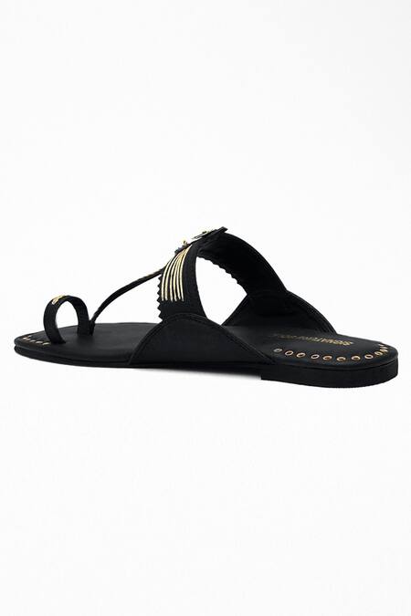 Shop Signature Sole Black Hand Embroidered Kolhapuri Flats Online at Aza Fashions Shop_Signature Sole_Black Hand Embroidered Kolhapuri Flats _Online_at_Aza_Fashions