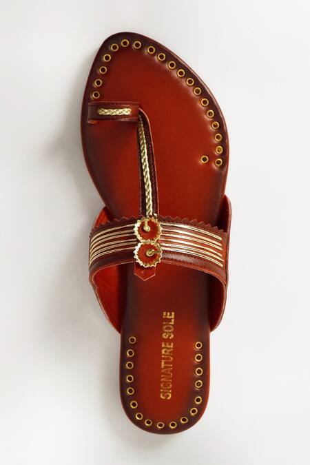 Buy Signature Sole Red Kasab Embroidered Kolhapuris Online at Aza Fashions Buy_Signature Sole_Red Kasab Embroidered Kolhapuris _Online_at_Aza_Fashions