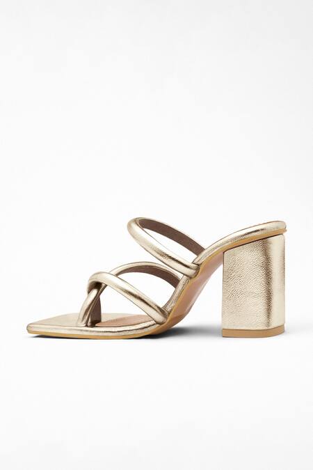 Signature Sole Gold Plain Cross Strap Metallic Block Heels Online at Aza Fashions Signature Sole_Gold Plain Cross Strap Metallic Block Heels_Online_at_Aza_Fashions