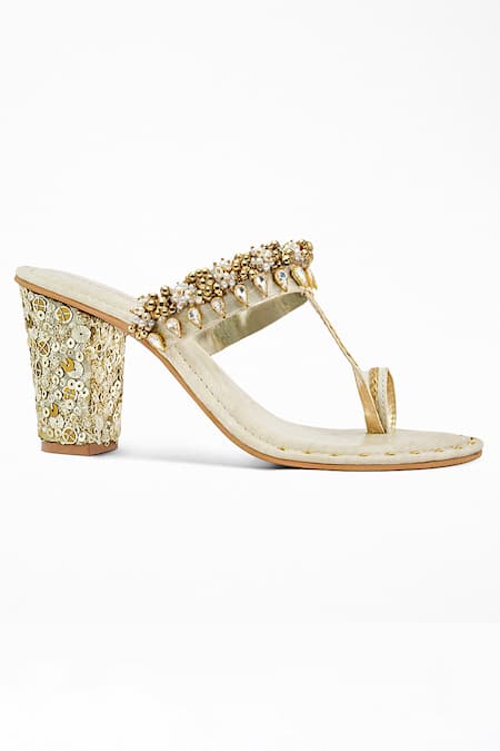 Signature Sole White Embroidery, Sequins Kolhapuri Block Heels at Aza Fashions Signature Sole_White Embroidery, Sequins Kolhapuri Block Heels _at_Aza_Fashions