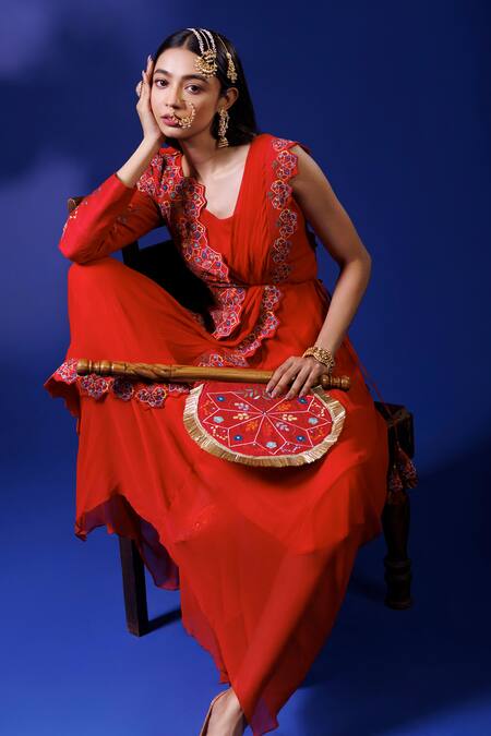 Rishi And Soujit Red Georgette, Silk Embroidery Round Neck Floral Saree Gown With Dupatta Online at Aza Fashions Rishi And Soujit_Red Georgette, Silk Embroidery Round Neck Floral Saree Gown With Dupatta_Online_at_Aza_Fashions