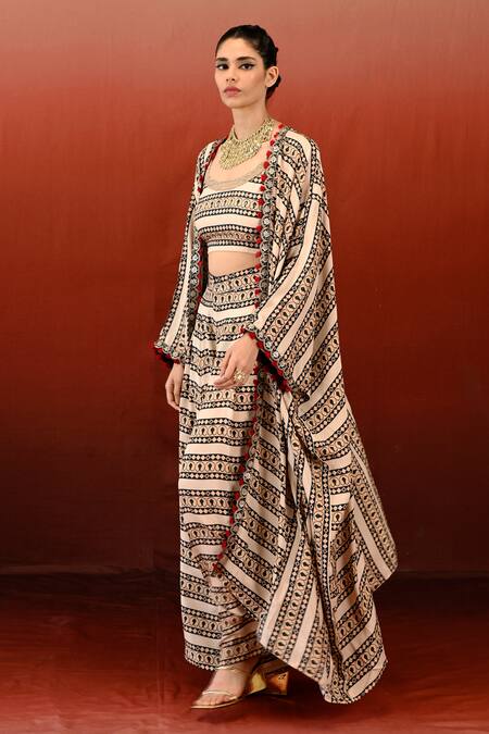 Swati Vijaivargie Off White Noor Silk Abstract Print Cape Pant Set at Aza Fashions Swati Vijaivargie_Off White Noor Silk Abstract Print Cape Pant Set _at_Aza_Fashions