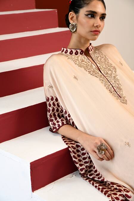 Swati Vijaivargie Off White Bemberg Modal Satin Pansy Paisley Print Tunic With Sharara Online at Aza Fashions Swati Vijaivargie_Off White Bemberg Modal Satin Pansy Paisley Print Tunic With Sharara _Online_at_Aza_Fashions