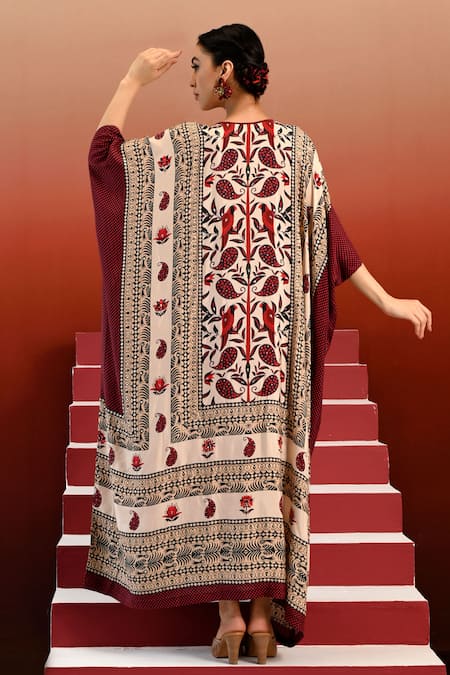 Shop Swati Vijaivargie Off White Bemberg Modal Satin Print Mandala Round Ragini Lotus And Paisley Kaftan at Aza Fashions Shop_Swati Vijaivargie_Off White Bemberg Modal Satin Print Mandala Round Ragini Lotus And Paisley Kaftan _at_Aza_Fashions