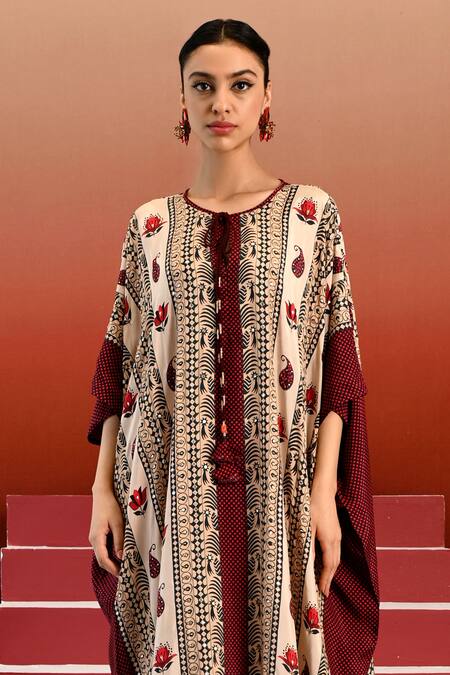 Swati Vijaivargie Off White Bemberg Modal Satin Print Mandala Round Ragini Lotus And Paisley Kaftan Online at Aza Fashions Swati Vijaivargie_Off White Bemberg Modal Satin Print Mandala Round Ragini Lotus And Paisley Kaftan _Online_at_Aza_Fashions