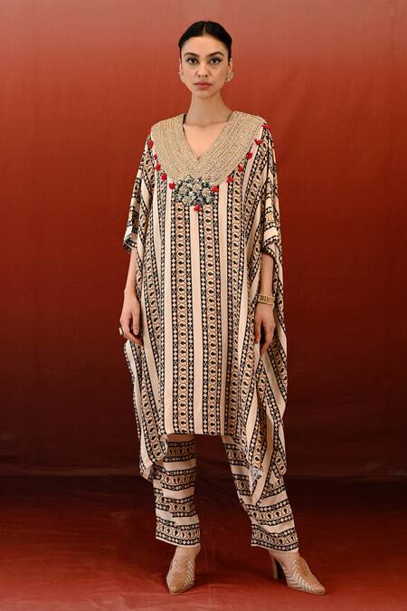 Buy Swati Vijaivargie Off White Silk Print Mandala V Neck Tarang Kaftan With Pant Online at Aza Fashions Buy_Swati Vijaivargie_Off White Silk Print Mandala V Neck Tarang Kaftan With Pant _Online_at_Aza_Fashions