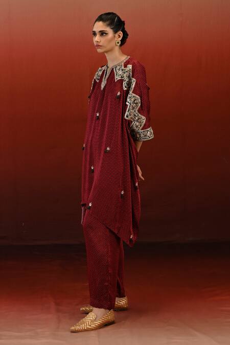 Buy Swati Vijaivargie Maroon Bamberg Modal Satin Print Geometric Notched Floral Embroidered Poncho Set Online at Aza Fashions Buy_Swati Vijaivargie_Maroon Bamberg Modal Satin Print Geometric Notched Floral Embroidered Poncho Set _Online_at_Aza_Fashions