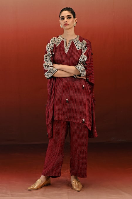 Shop Swati Vijaivargie Maroon Bamberg Modal Satin Print Geometric Notched Floral Embroidered Poncho Set Online at Aza Fashions Shop_Swati Vijaivargie_Maroon Bamberg Modal Satin Print Geometric Notched Floral Embroidered Poncho Set _Online_at_Aza_Fashions