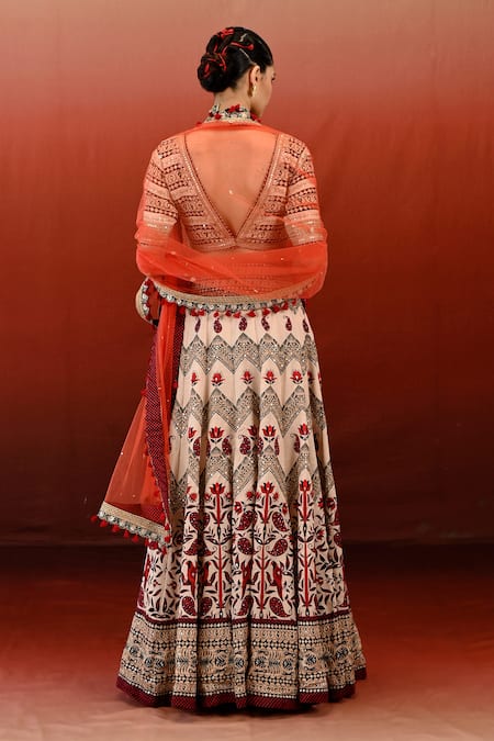 Swati Vijaivargie Off White Silk, Net, Linen, Satin Embroidery, Tammana Lotus Print Lehenga Set Online at Aza Fashions Swati Vijaivargie_Off White Silk, Net, Linen, Satin Embroidery, Tammana Lotus Print Lehenga Set _Online_at_Aza_Fashions