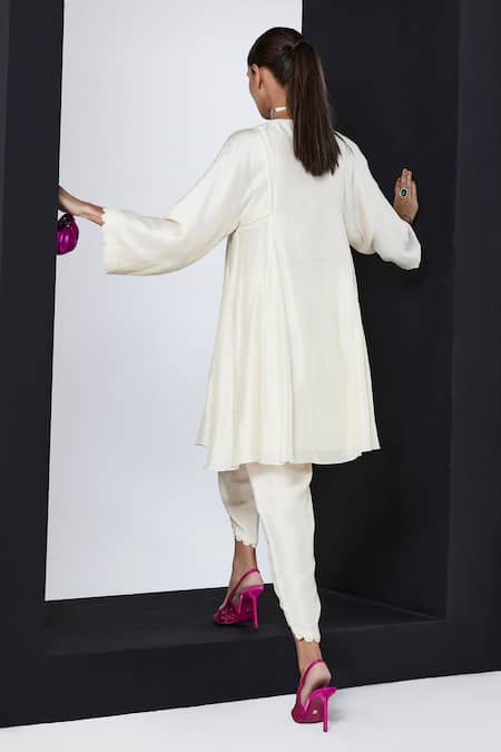 Shop Ridhi Mehra Ivory Silk Collared Eloise Solid Kurta And Tulip Pant Set at Aza Fashions Shop_Ridhi Mehra_Ivory Silk Collared Eloise Solid Kurta And Tulip Pant Set _at_Aza_Fashions