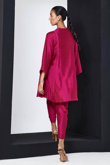 Shop Ridhi Mehra Fuchsia Silk Collared Ahzuro Solid Kurta And Tulip Pant Set at Aza Fashions Shop_Ridhi Mehra_Fuchsia Silk Collared Ahzuro Solid Kurta And Tulip Pant Set _at_Aza_Fashions