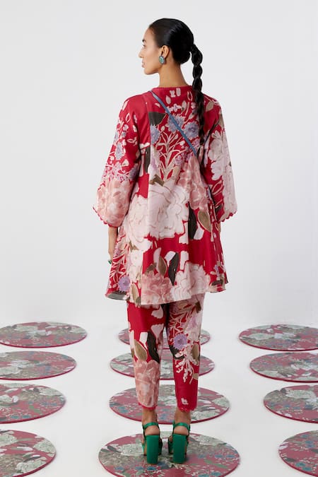 Shop Ridhi Mehra Red Chanderi Printed Floral Notched Birdie Kurta And Tulip Pant Set at Aza Fashions Shop_Ridhi Mehra_Red Chanderi Printed Floral Notched Birdie Kurta And Tulip Pant Set _at_Aza_Fashions