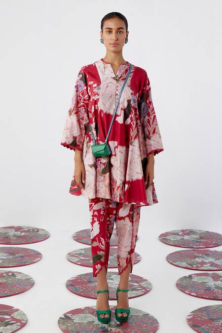 Buy Ridhi Mehra Red Chanderi Printed Floral Notched Birdie Kurta And Tulip Pant Set Online at Aza Fashions Buy_Ridhi Mehra_Red Chanderi Printed Floral Notched Birdie Kurta And Tulip Pant Set _Online_at_Aza_Fashions