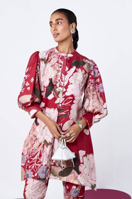 Ridhi Mehra Red Chanderi Printed Floral High Neck Lita Kurta And Salwar Pant Set Online at Aza Fashions Ridhi Mehra_Red Chanderi Printed Floral High Neck Lita Kurta And Salwar Pant Set _Online_at_Aza_Fashions