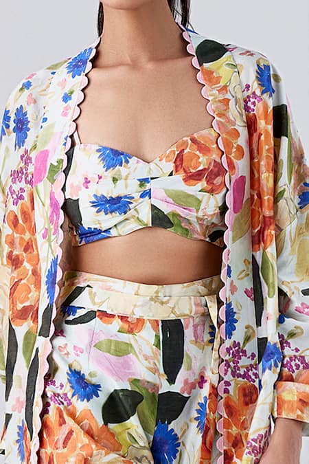 Ridhi Mehra Green Chanderi Embroidery Sweetheart Neck Marguerite Printed Cape Pant Set Online at Aza Fashions Ridhi Mehra_Green Chanderi Embroidery Sweetheart Neck Marguerite Printed Cape Pant Set _Online_at_Aza_Fashions