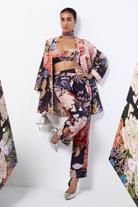 Ridhi Mehra Black Chanderi Embroidery Sweetheart Neck Grance Printed Cape Pant Set Online at Aza Fashions Ridhi Mehra_Black Chanderi Embroidery Sweetheart Neck Grance Printed Cape Pant Set _Online_at_Aza_Fashions