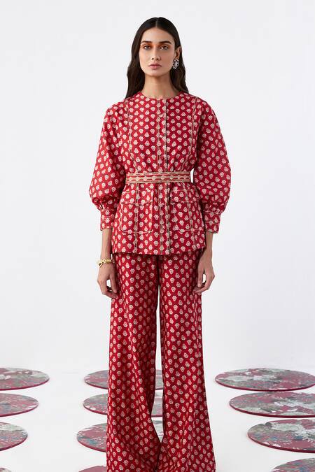 Ridhi Mehra Red Chanderi Embroidery V-neck Fioralba Printed Shirt And Pant Set Online at Aza Fashions Ridhi Mehra_Red Chanderi Embroidery V-neck Fioralba Printed Shirt And Pant Set _Online_at_Aza_Fashions
