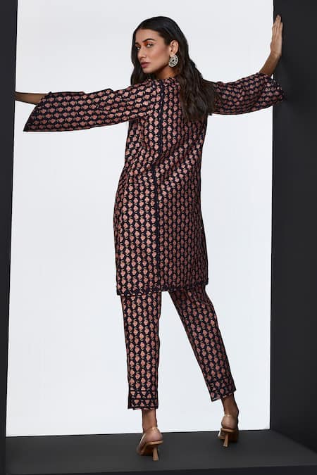 Ridhi Mehra Soma Floret Print Kurta & Pant Set 