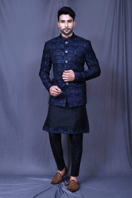 Aryavir Malhotra Velvet Embroidered Sherwani Set 