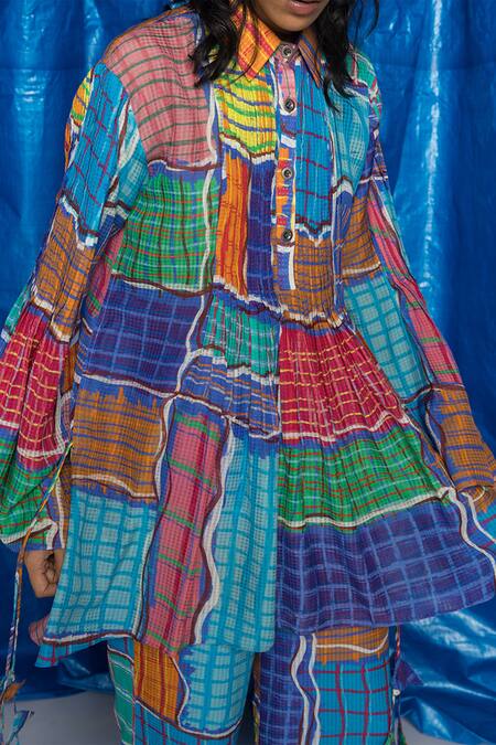 Buy_Doh Tak Keh_Blue Cotton Collared Gingham Printed Sleeve Top_Online_at_Aza_Fashions