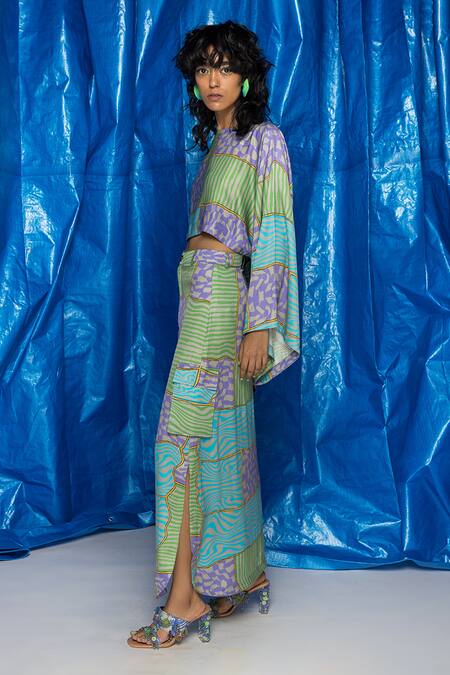 Shop Doh Tak Keh Grey Satin Metallic Thread Illaake Abstract Geometric Print Skirt Online at Aza Fashions Shop_Doh Tak Keh_Grey Satin Metallic Thread Illaake Abstract Geometric Print Skirt_Online_at_Aza_Fashions