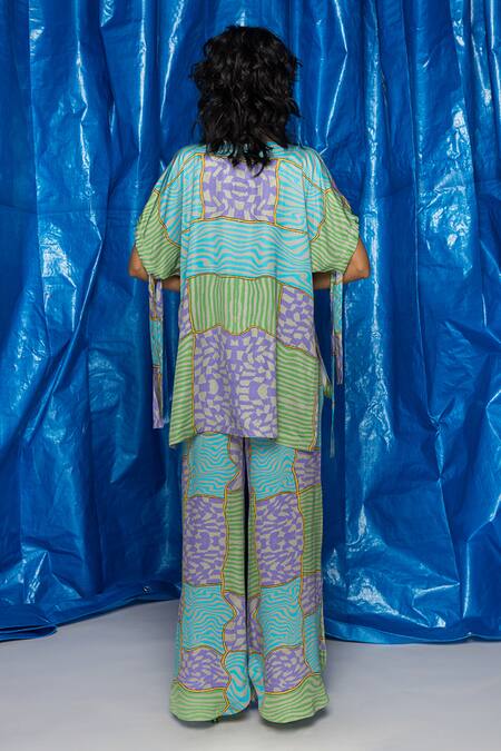 Shop_Doh Tak Keh_Grey Muslin Illaake Printed Wide Legged Trouser _at_Aza_Fashions