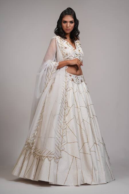 Buy_Shruti S_Off White Silk, Organza Embroidery, Sequins V-neck Geometric Lehenga Set _Online_at_Aza_Fashions