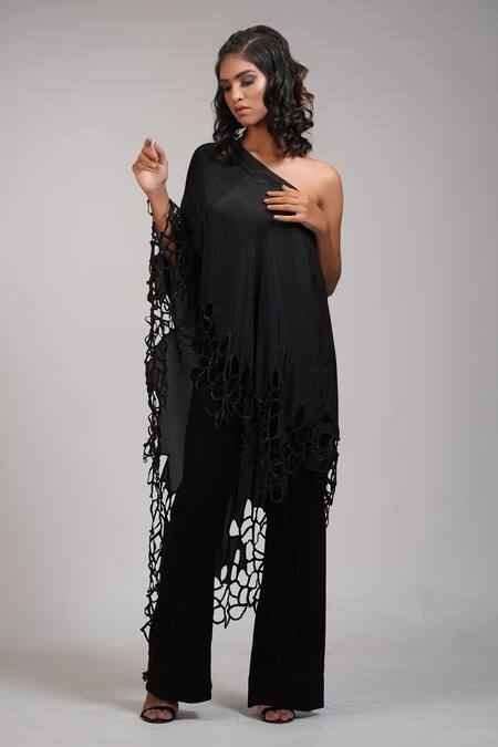 Buy_Shruti S_Black Floral Cutwork Cape Top With Trouser _Online_at_Aza_Fashions