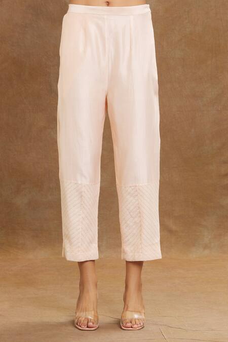 1999ad By Amita & Deepak_Peach Chanderi Embroidery V-neck Yoke Kurta And Pant Set _at_Aza_Fashions