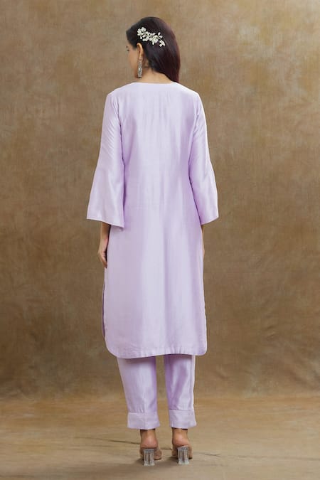 1999ad By Amita & Deepak Neck Embroidered Kurta Pant Set 