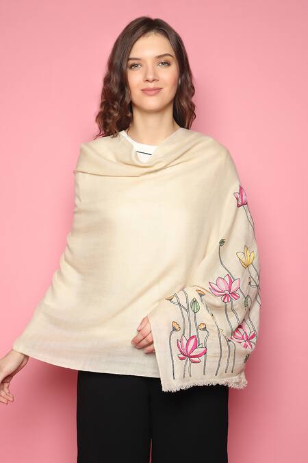 Buy_Modarta_White Floral Hand Embroidered Shawl _Online_at_Aza_Fashions