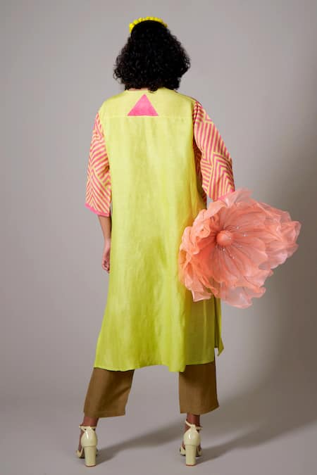 Shop Priti Prashant Green Linen V-neck Sakura Geometric Print Kurta And Pant Set at Aza Fashions Shop_Priti Prashant_Green Linen V-neck Sakura Geometric Print Kurta And Pant Set _at_Aza_Fashions