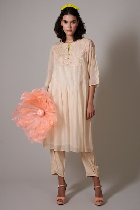 Priti Prashant Beige Cotton, Silk Beads Round Neck Sayuri Handwoven Pleated Kurta And Pant Set