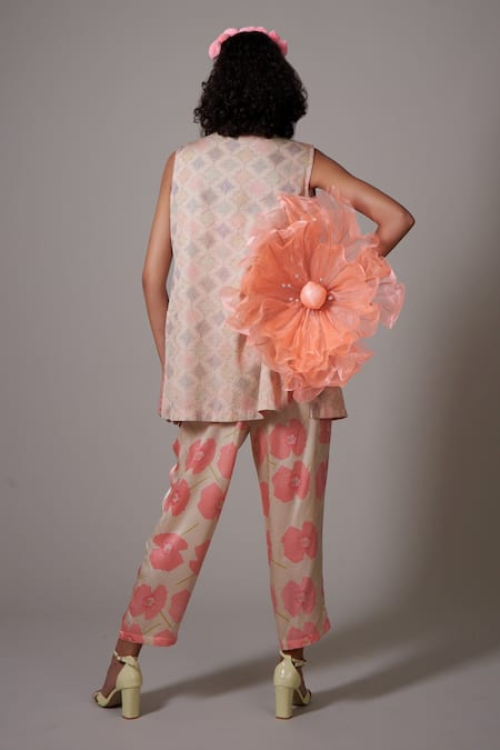 Shop Priti Prashant Beige Silk, Satin Embroidery Round Neck Kigiku Jacket With Poppy Print Pant Set at Aza Fashions Shop_Priti Prashant_Beige Silk, Satin Embroidery Round Neck Kigiku Jacket With Poppy Print Pant Set _at_Aza_Fashions