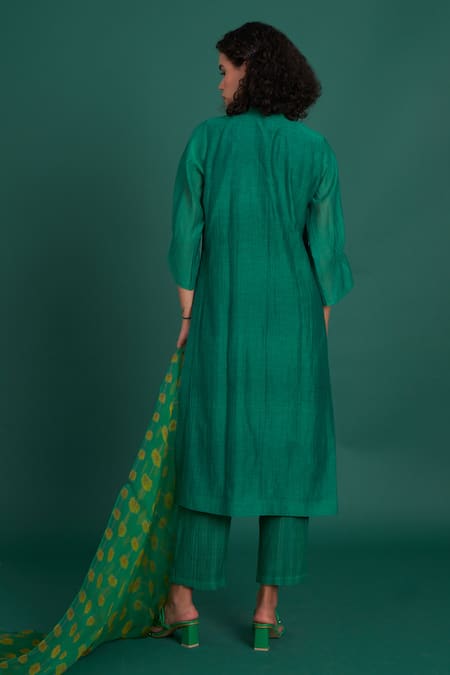 Shop Priti Prashant Emerald Green Cotton, , Orina Smocked Kurta Set With Printed Dupatta at Aza Fashions Shop_Priti Prashant_Emerald Green Cotton, , Orina Smocked Kurta Set With Printed Dupatta _at_Aza_Fashions