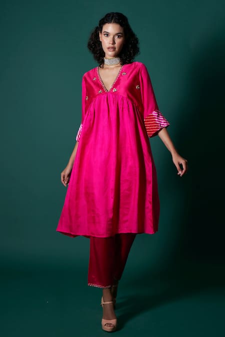 Priti Prashant Pink Silk, Tissue Embroidery, Zari V-neck Jess Yoke Kurta And Pant Set Online at Aza Fashions Priti Prashant_Pink Silk, Tissue Embroidery, Zari V-neck Jess Yoke Kurta And Pant Set _Online_at_Aza_Fashions